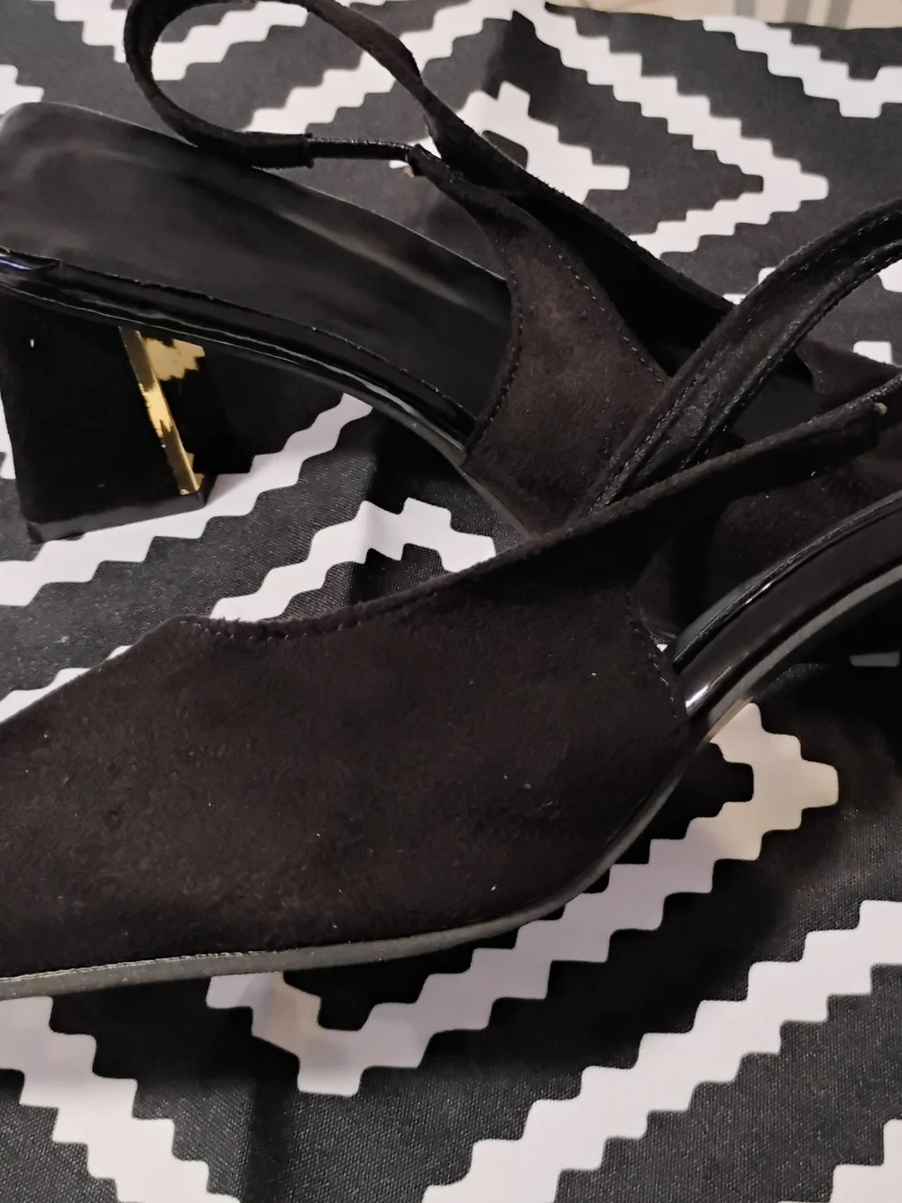 Women's Black Pointed Toe Block Heel Pumps